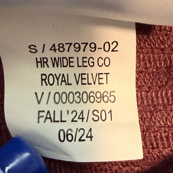 Old Navy High Rise Wide Leg Corduroy Pants Womens 6 Royal Velvet Burgundy Career - Picture 9 of 9
